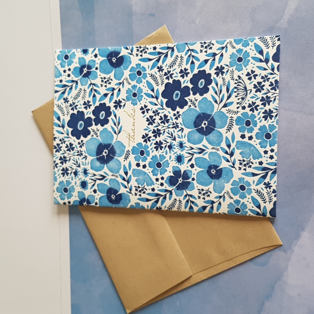 2 pcs Elūm Luxury Card Garden Flowers 5"x7" In. (1 Card with Envelope)